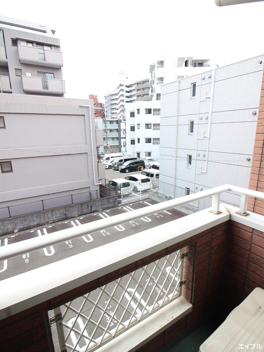 物件内観写真15　(室内からの展望)