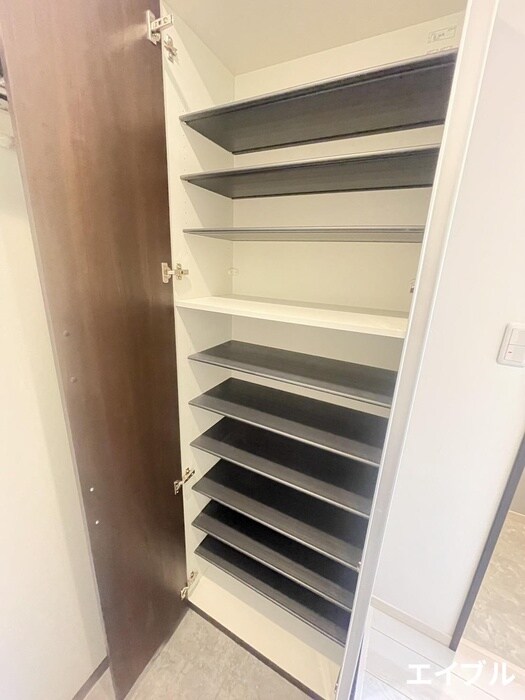 物件内観写真18　(靴箱)