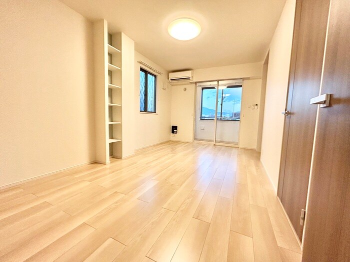 物件内観写真6　(居室)