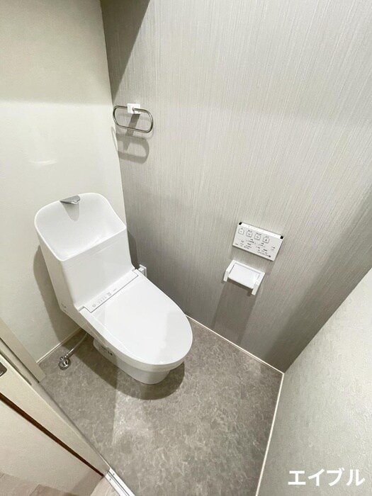 物件内観写真8　(トイレ)