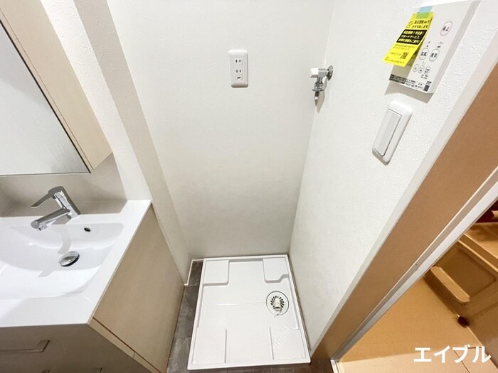 物件内観写真19　(洗濯機置場)