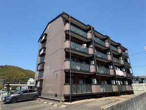 シャレ－ドでぐち外観写真