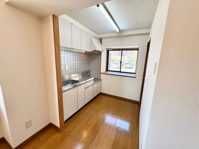 物件内観写真9　(キッチン)