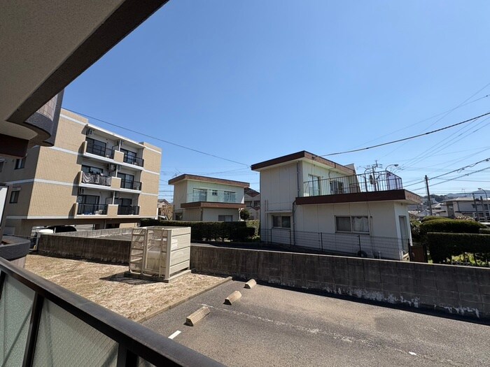 物件内観写真19　(室内からの展望)