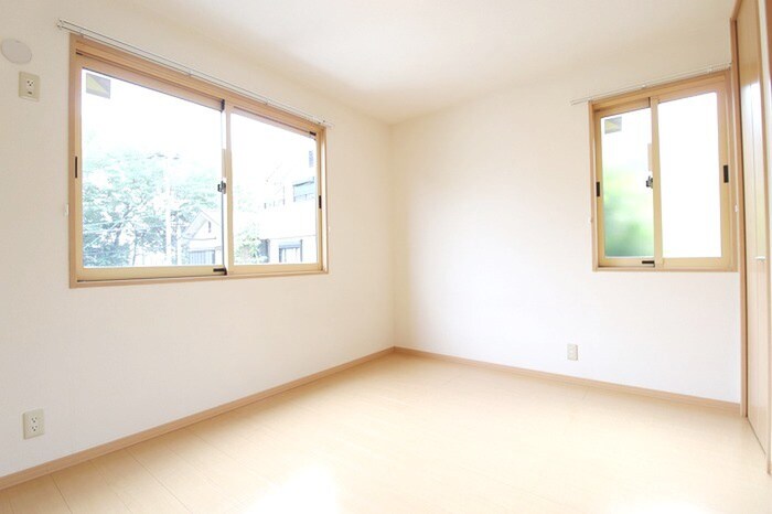 物件内観写真5　(居室)