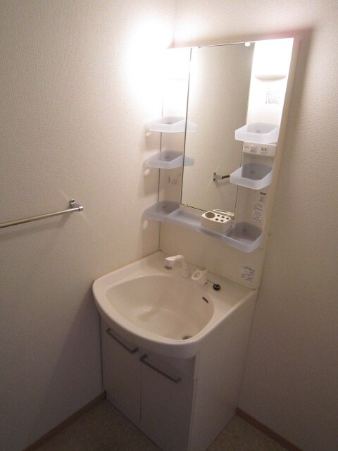 物件内観写真10　(洗面)