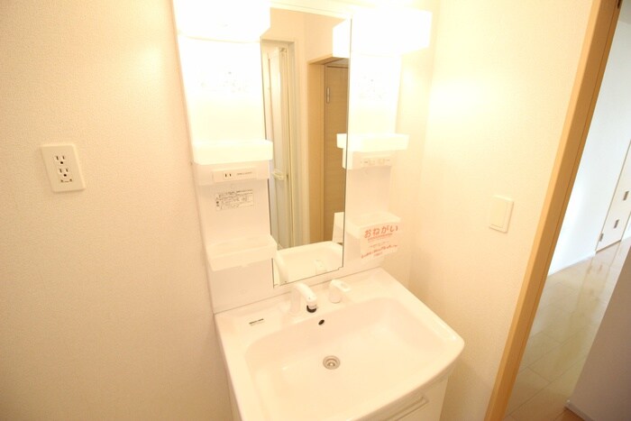 物件内観写真13　(洗面)