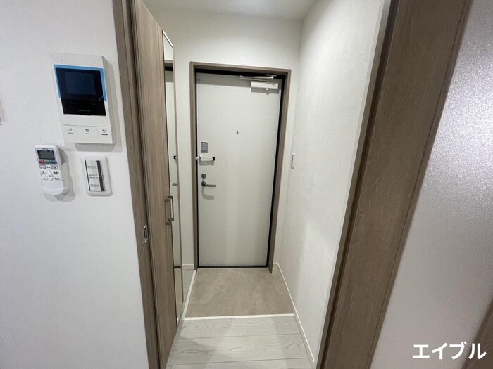 物件内観写真14　(玄関)