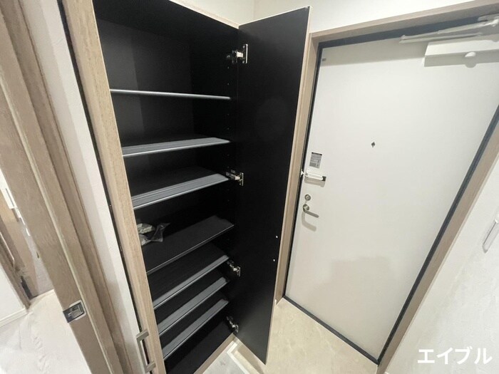 物件内観写真15　(靴箱)