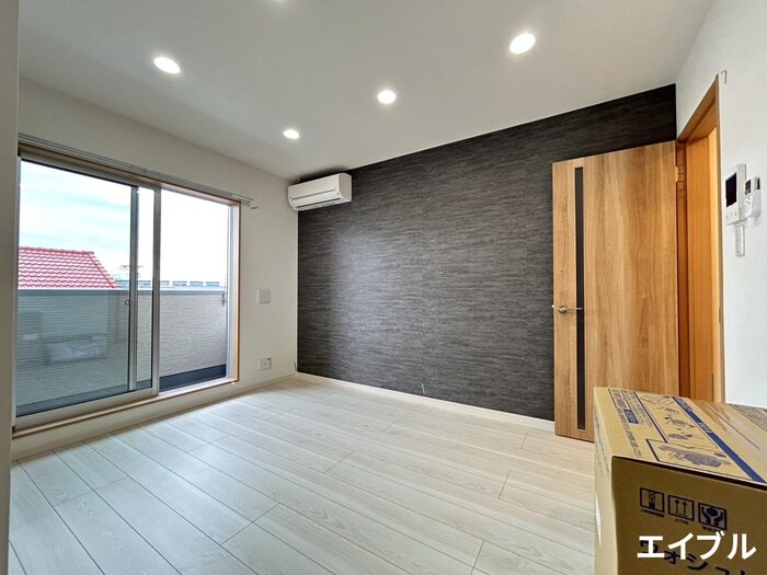 物件内観写真8　(居室)