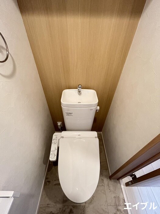 物件内観写真10　(トイレ)