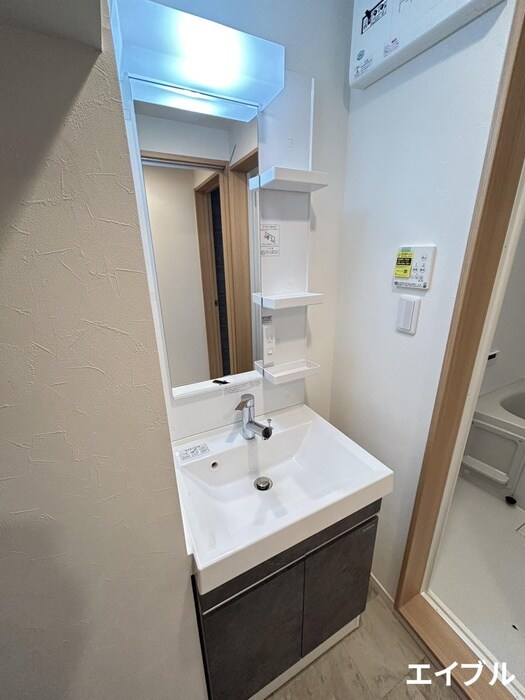 物件内観写真11　(洗面)