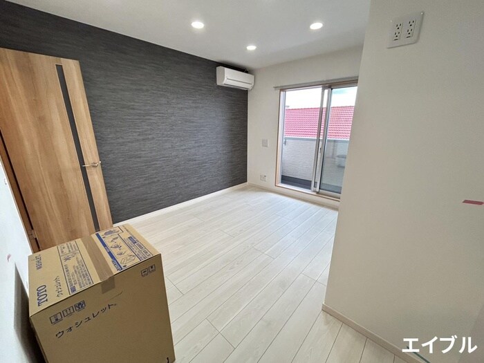 物件内観写真13　(居室)