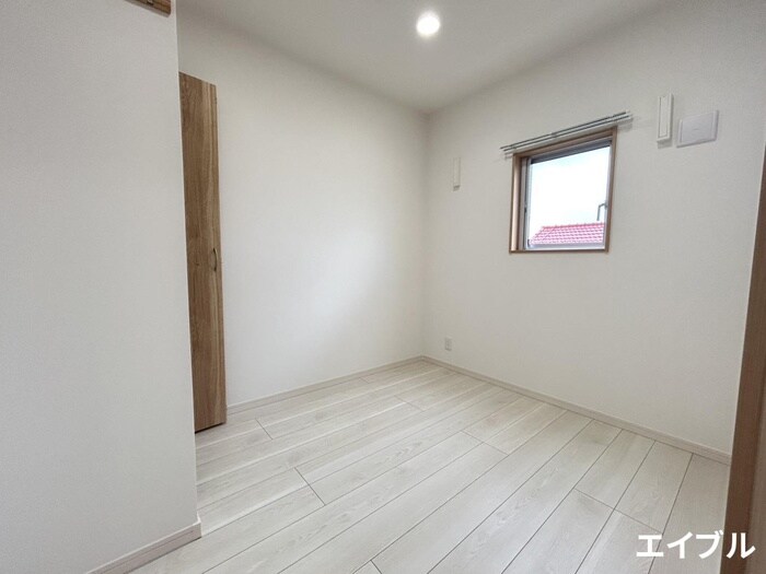 物件内観写真15　(居室)