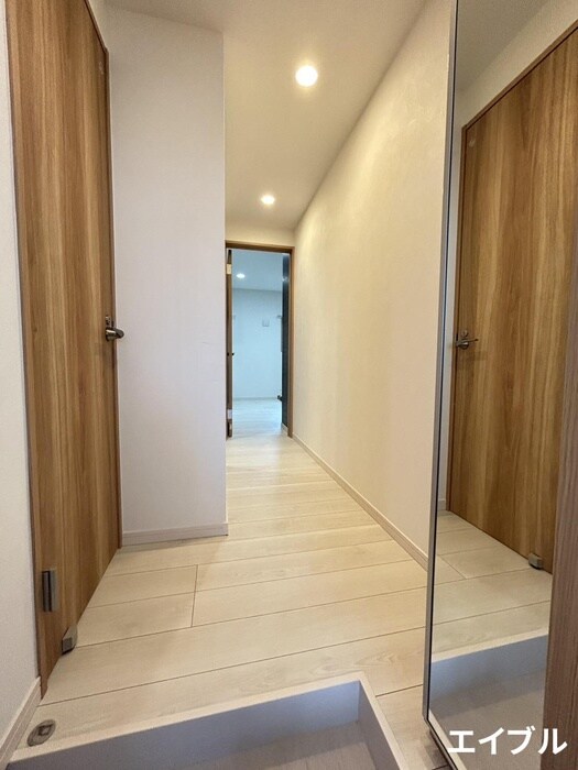 物件内観写真20　(玄関)