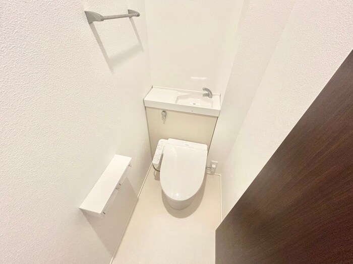 物件内観写真6　(トイレ)