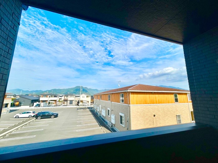 物件内観写真15　(室内からの展望)