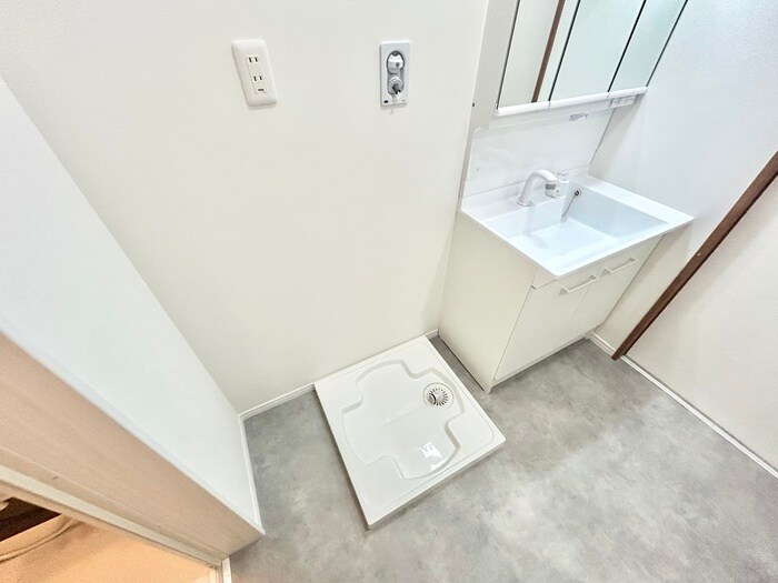 物件内観写真19　(洗濯機置場)