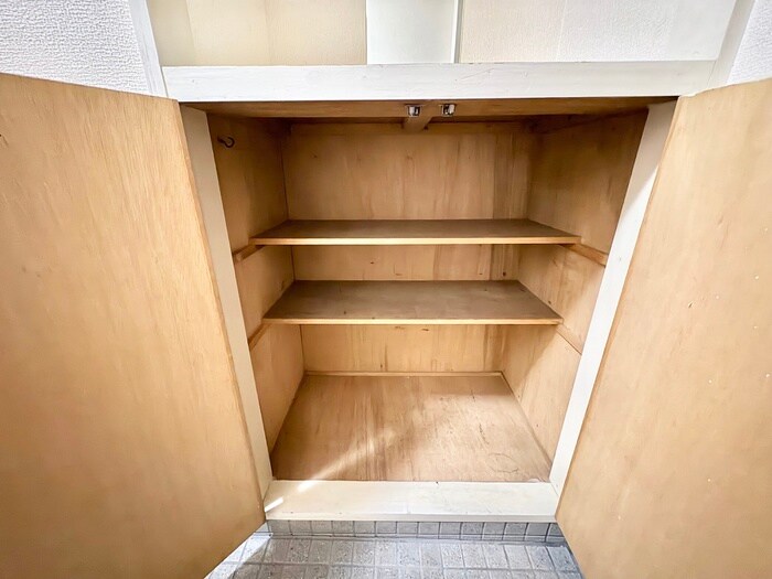 物件内観写真13　(靴箱)