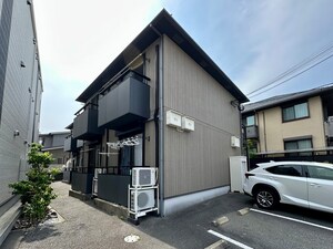 ハイマ－ト鳥飼外観写真