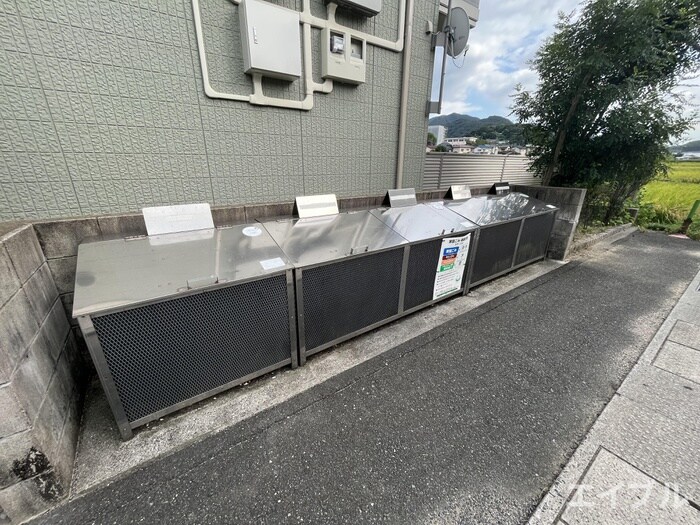 物件外観写真4　(建物設備)