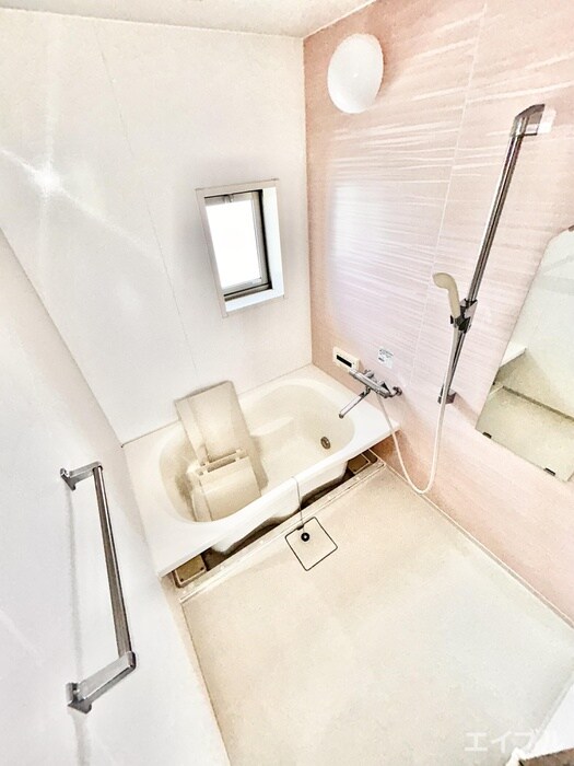 物件内観写真11　(バス／シャワールーム等)