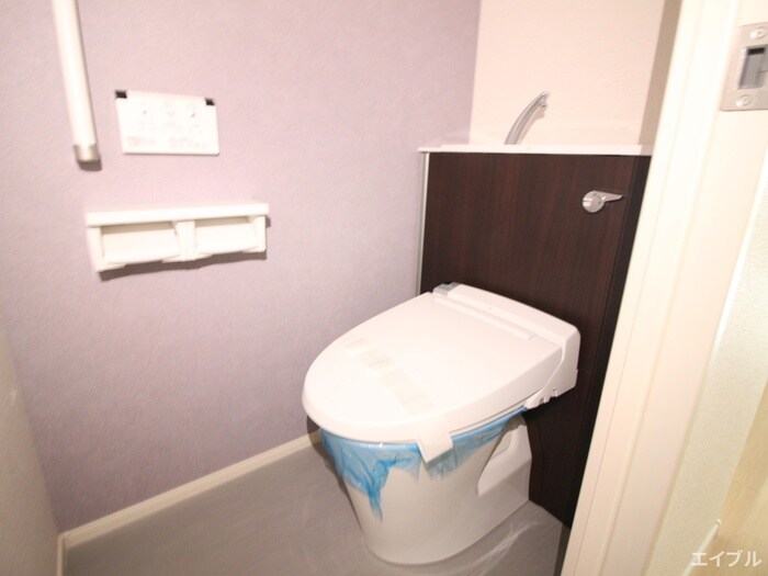 物件内観写真11　(トイレ)