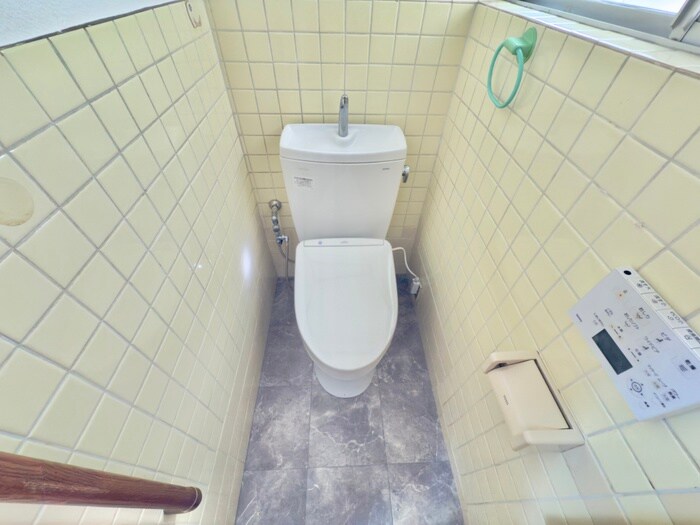 物件内観写真9　(トイレ)