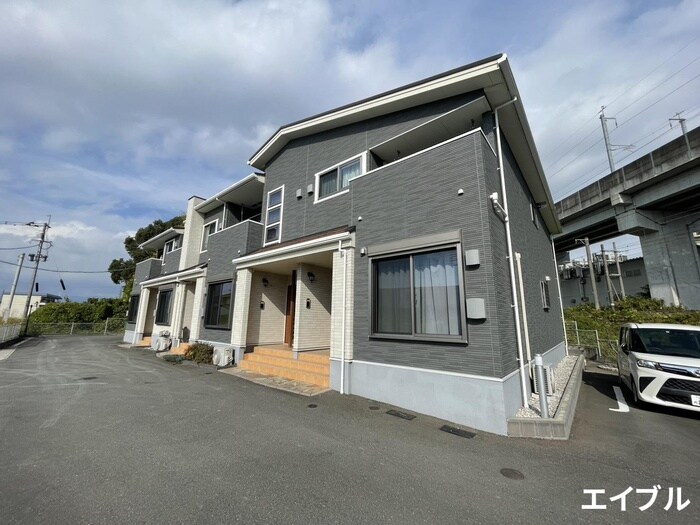 物件外観写真1　(外観写真)