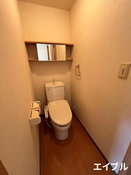 物件内観写真12　(トイレ)