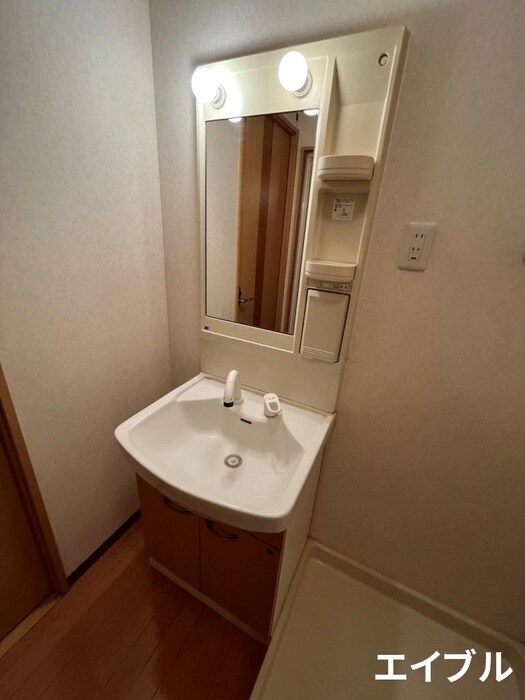 物件内観写真13　(洗面)