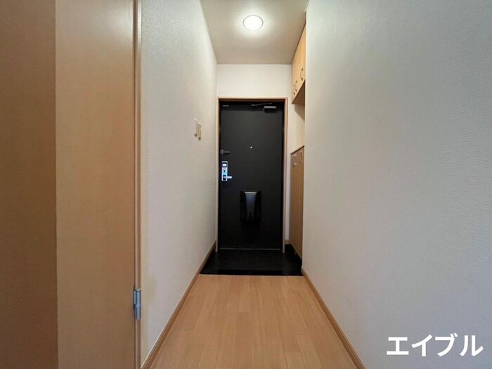 物件内観写真15　(廊下)