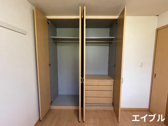 物件内観写真17　(収納)