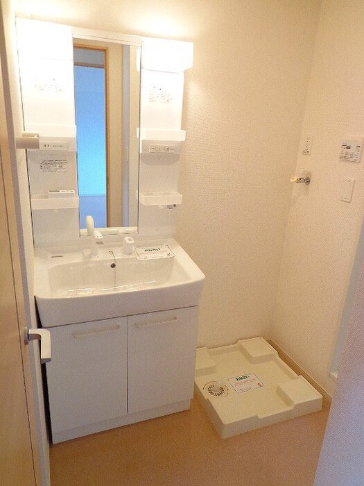 物件内観写真6　(洗面)