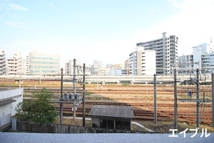 物件内観写真15　(室内からの展望)