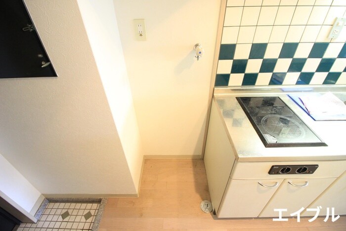 物件内観写真17　(洗濯機置場)