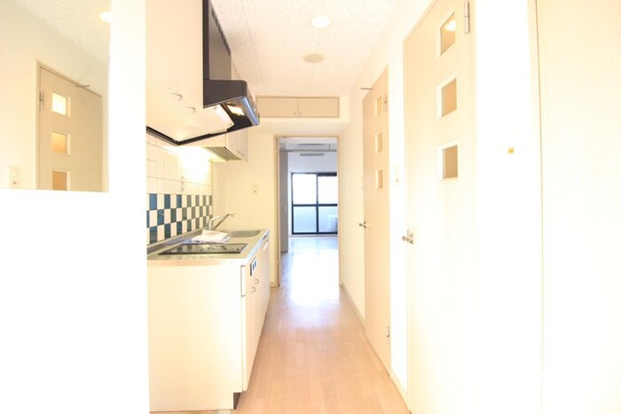 物件内観写真18　(廊下)