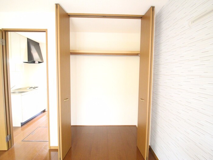 物件内観写真12　(収納)