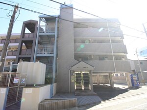 ヴィラージュ精華短大前外観写真