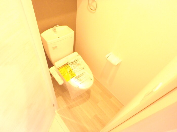 物件内観写真11　(トイレ)