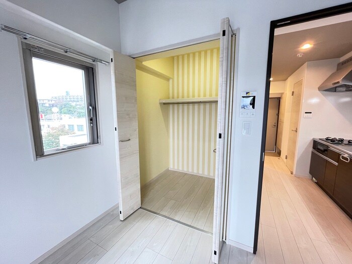 物件内観写真12　(収納)