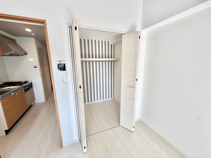 物件内観写真13　(収納)