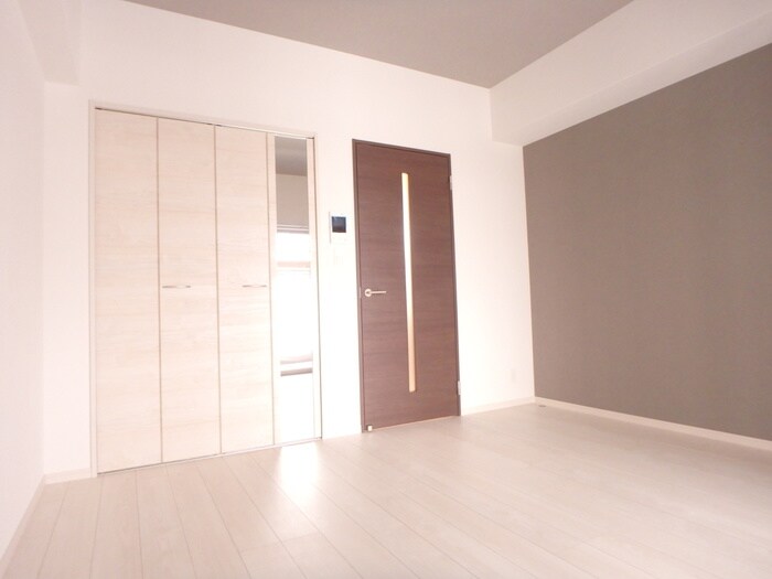 物件内観写真14　(居室)