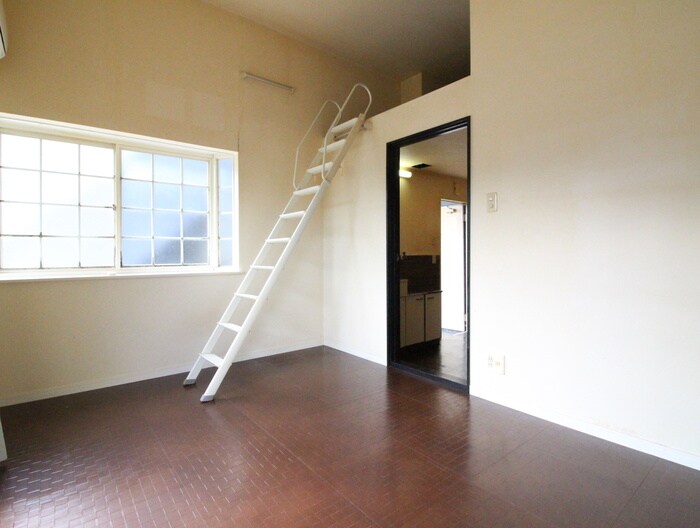 物件内観写真9　(居室)