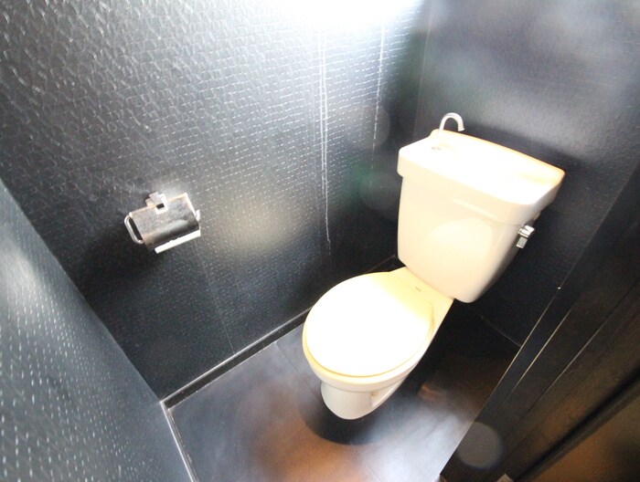 物件内観写真13　(トイレ)