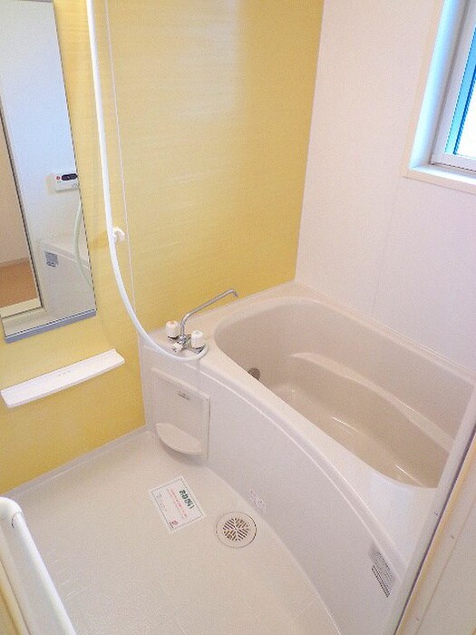 物件内観写真4　(バス／シャワールーム等)