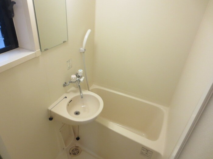 物件内観写真11　(バス／シャワールーム等)