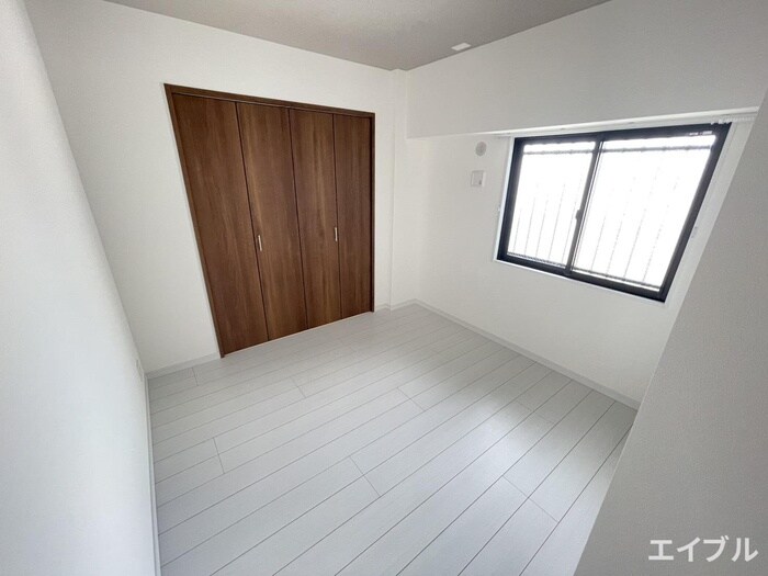 物件内観写真8　(居室)