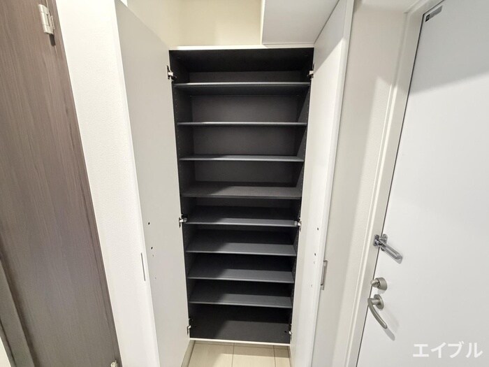 物件内観写真15　(靴箱)