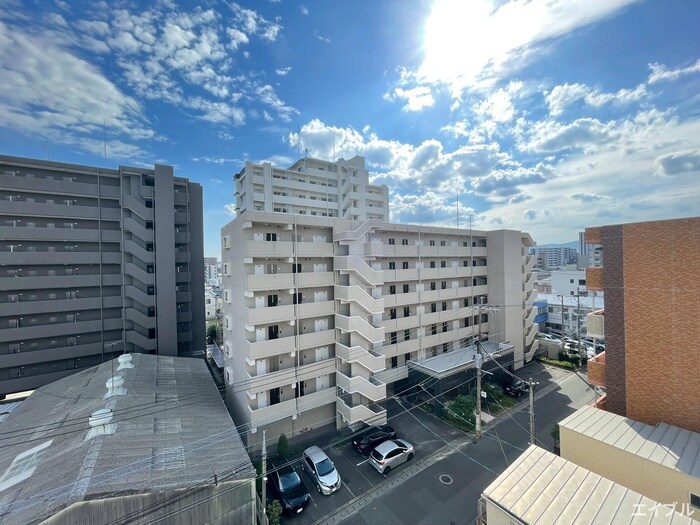 物件内観写真22　(室内からの展望)